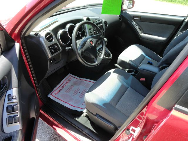 Pontiac Vibe 2005 photo 3