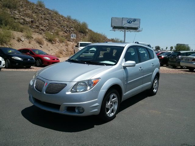 Pontiac Vibe EX - DUAL Power Doors SUV