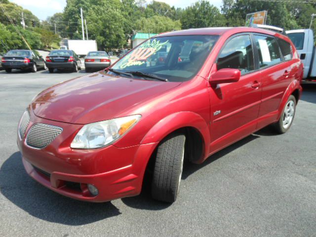 Pontiac Vibe 2005 photo 1