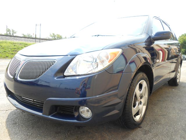 Pontiac Vibe 2005 photo 1