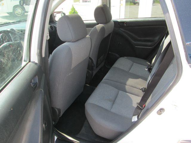 Pontiac Vibe 2006 photo 4