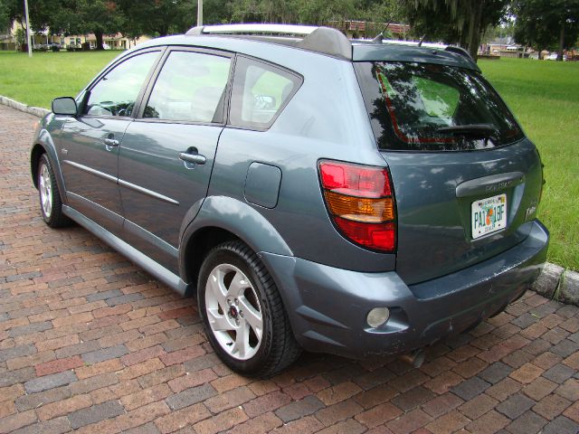 Pontiac Vibe 2006 photo 1