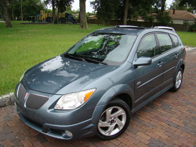 Pontiac Vibe 2006 photo 2