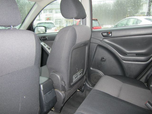 Pontiac Vibe 2006 photo 1