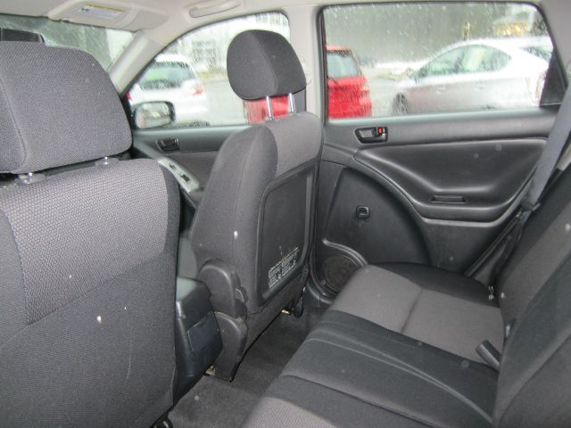 Pontiac Vibe 2006 photo 3