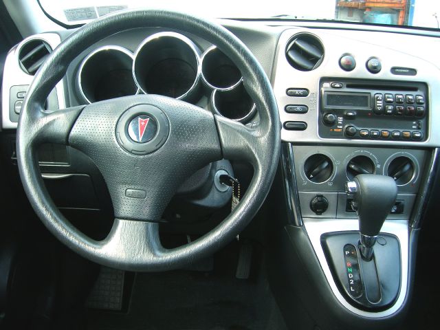 Pontiac Vibe 2007 photo 3
