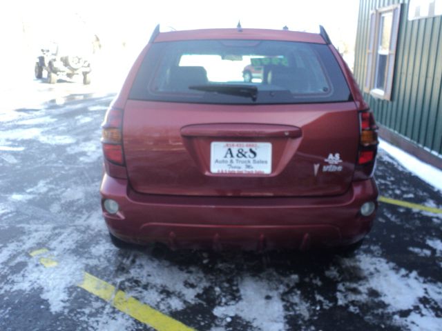 Pontiac Vibe 2007 photo 1