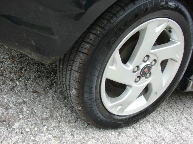 Pontiac Vibe Unknown SUV