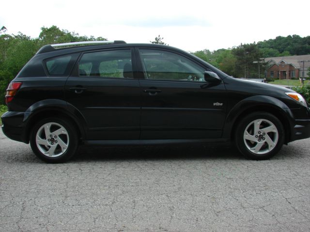 Pontiac Vibe 2008 photo 17