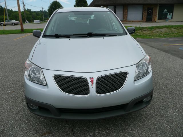 Pontiac Vibe 2008 photo 1