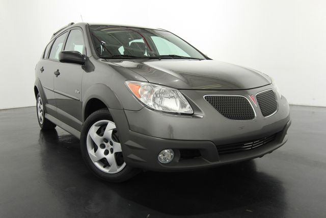 Pontiac Vibe 2008 photo 2