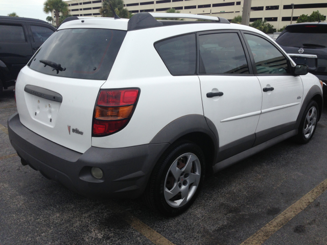 Pontiac Vibe 2008 photo 1