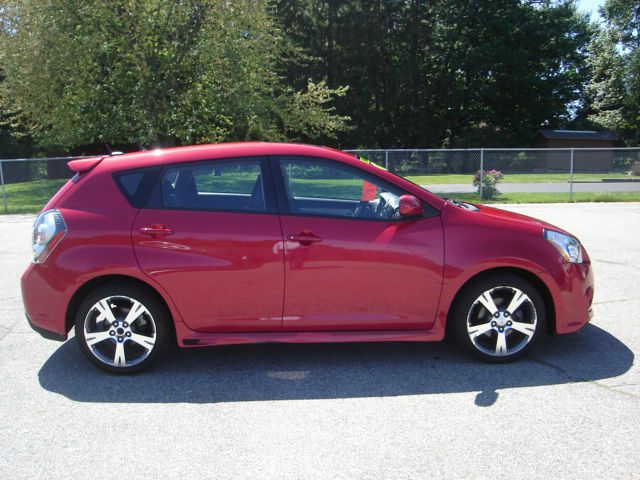Pontiac Vibe 2009 photo 1
