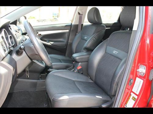 Pontiac Vibe 2009 photo 1