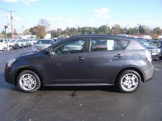Pontiac Vibe 2009 photo 1