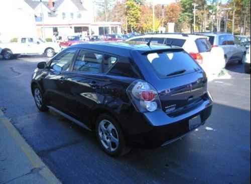 Pontiac Vibe 2009 photo 2