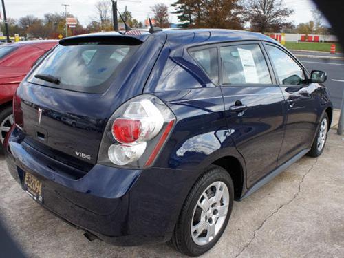 Pontiac Vibe 2009 photo 1