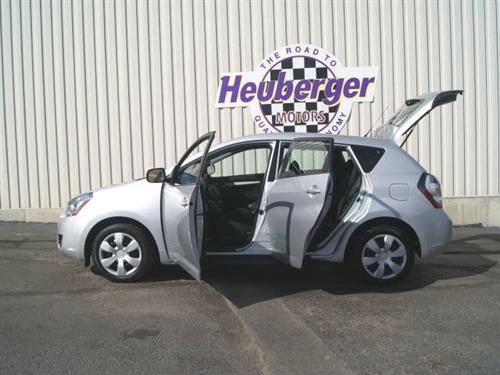 Pontiac Vibe 2009 photo 1