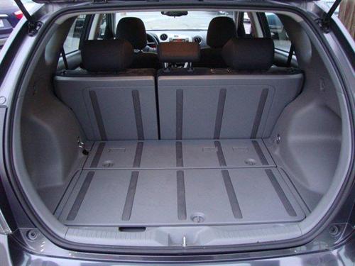 Pontiac Vibe 2009 photo 2