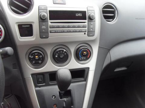 Pontiac Vibe 2009 photo 1