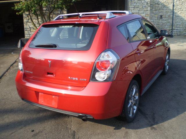 Pontiac Vibe 2009 photo 2