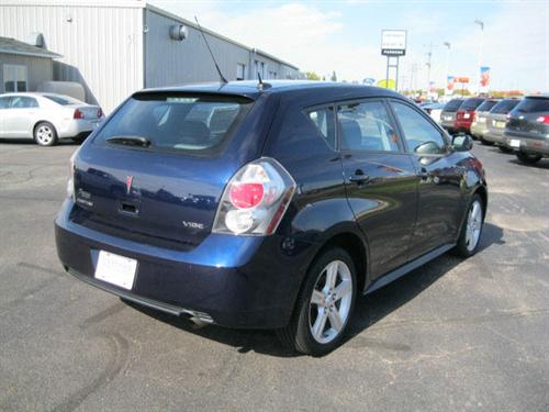 Pontiac Vibe 2009 photo 1