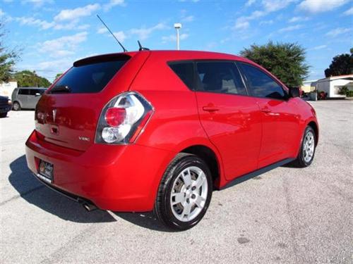 Pontiac Vibe 2009 photo 1