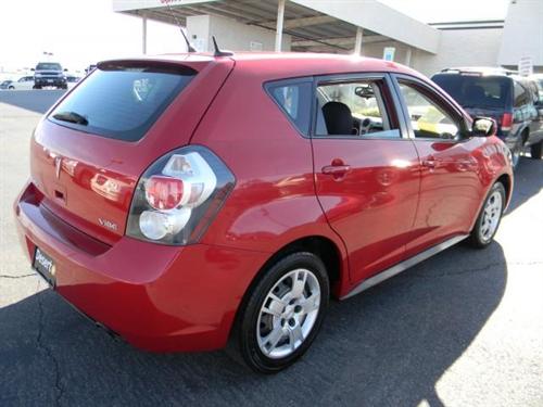 Pontiac Vibe 2009 photo 2