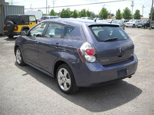 Pontiac Vibe 2009 photo 2
