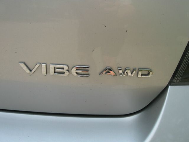 Pontiac Vibe 2009 photo 1
