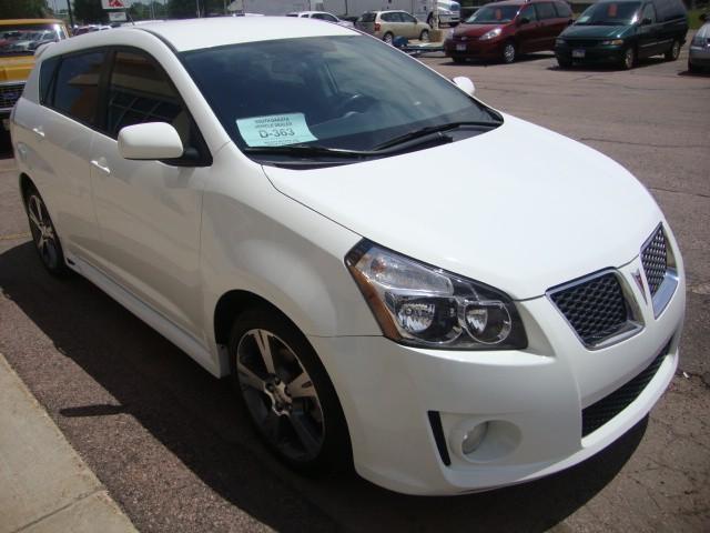 Pontiac Vibe 2009 photo 2