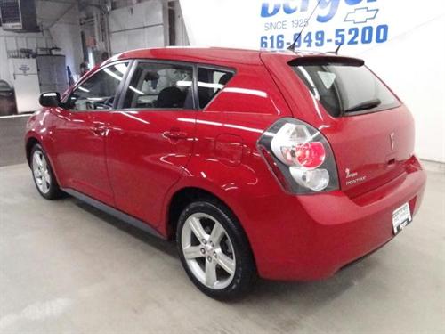Pontiac Vibe 2009 photo 2