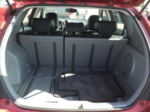 Pontiac Vibe 2009 photo 2