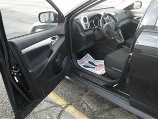 Pontiac Vibe 2009 photo 1