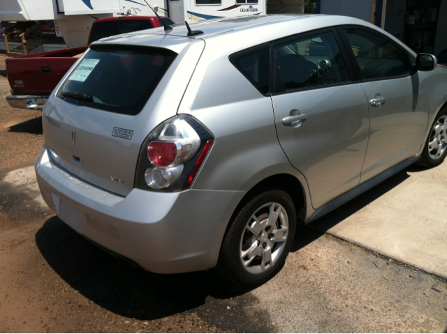 Pontiac Vibe 4X4 ED. Bauer EL SUV