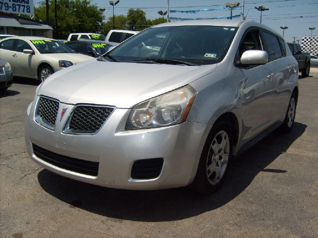 Pontiac Vibe 4X4 ED. Bauer EL SUV