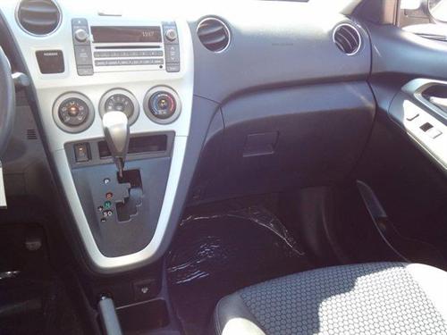 Pontiac Vibe 2009 photo 1
