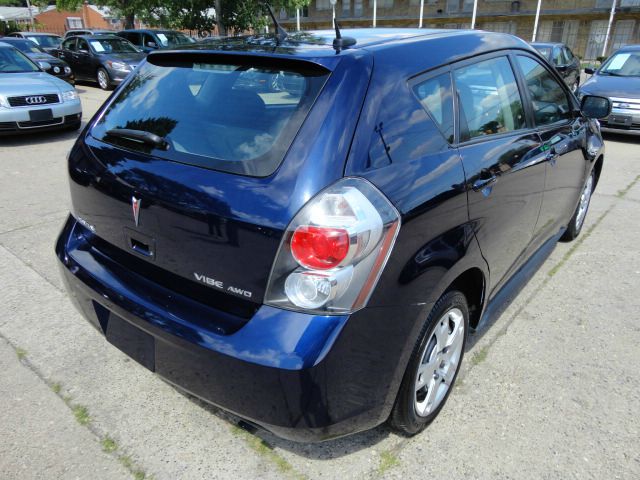 Pontiac Vibe 2010 photo 4