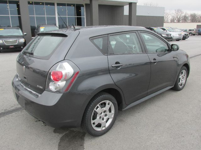 Pontiac Vibe 2010 photo 4