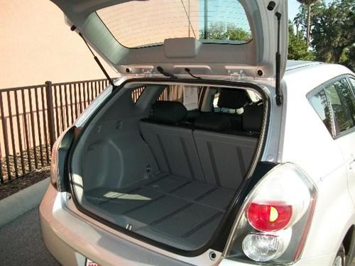 Pontiac Vibe 2010 photo 5