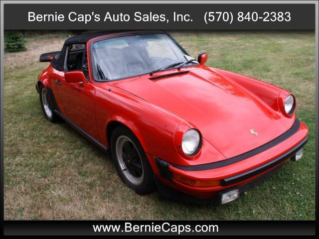 Porsche 911 1983 photo 1