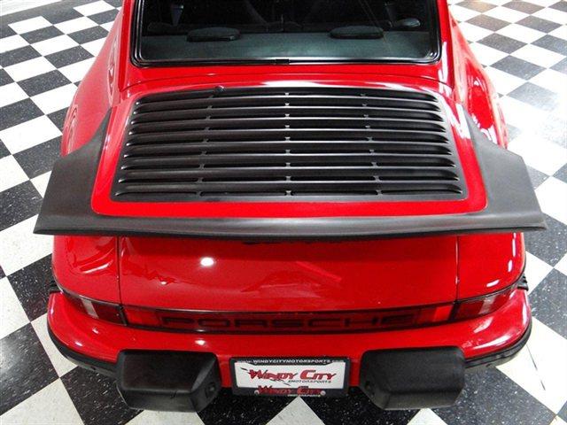Porsche 911 1984 photo 16