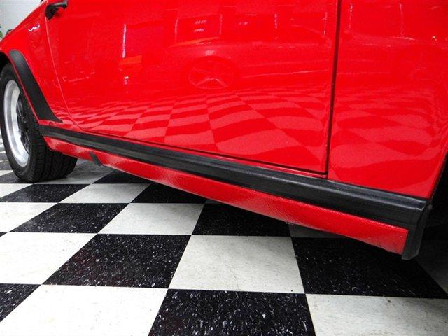 Porsche 911 1984 photo 22