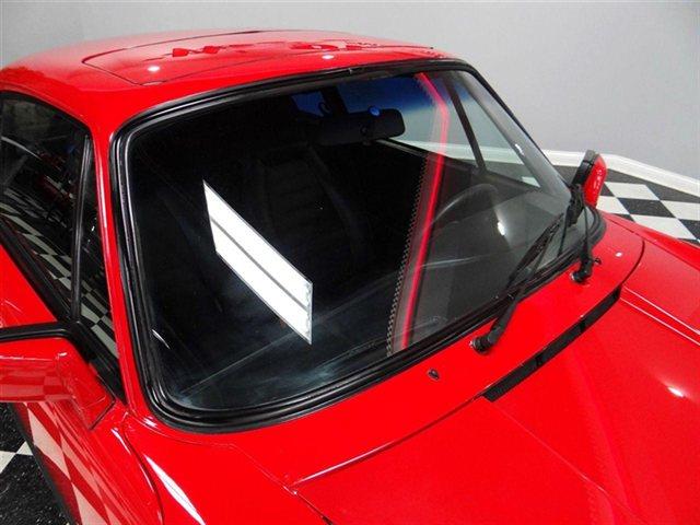 Porsche 911 1984 photo 29