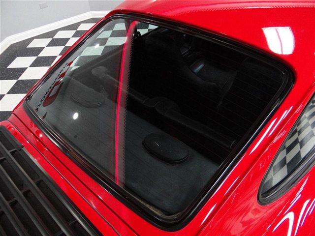 Porsche 911 1984 photo 9