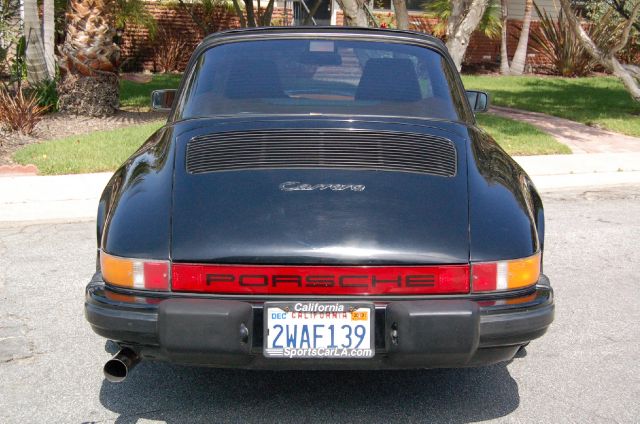 Porsche 911 1986 photo 18