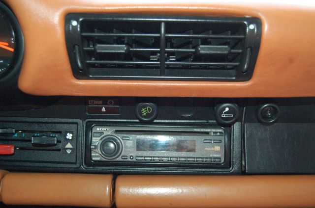 Porsche 911 1986 photo 24