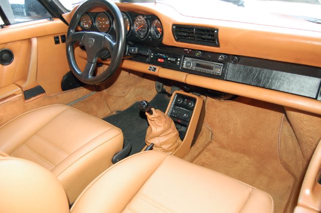 Porsche 911 1986 photo 27