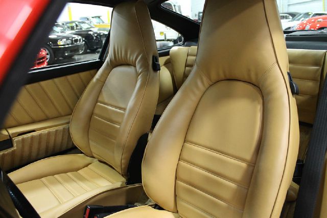 Porsche 911 1987 photo 1