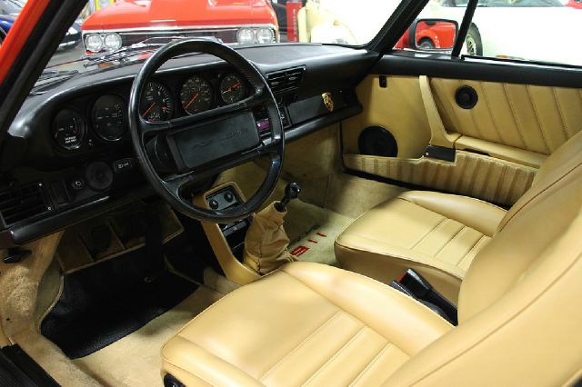 Porsche 911 1987 photo 20